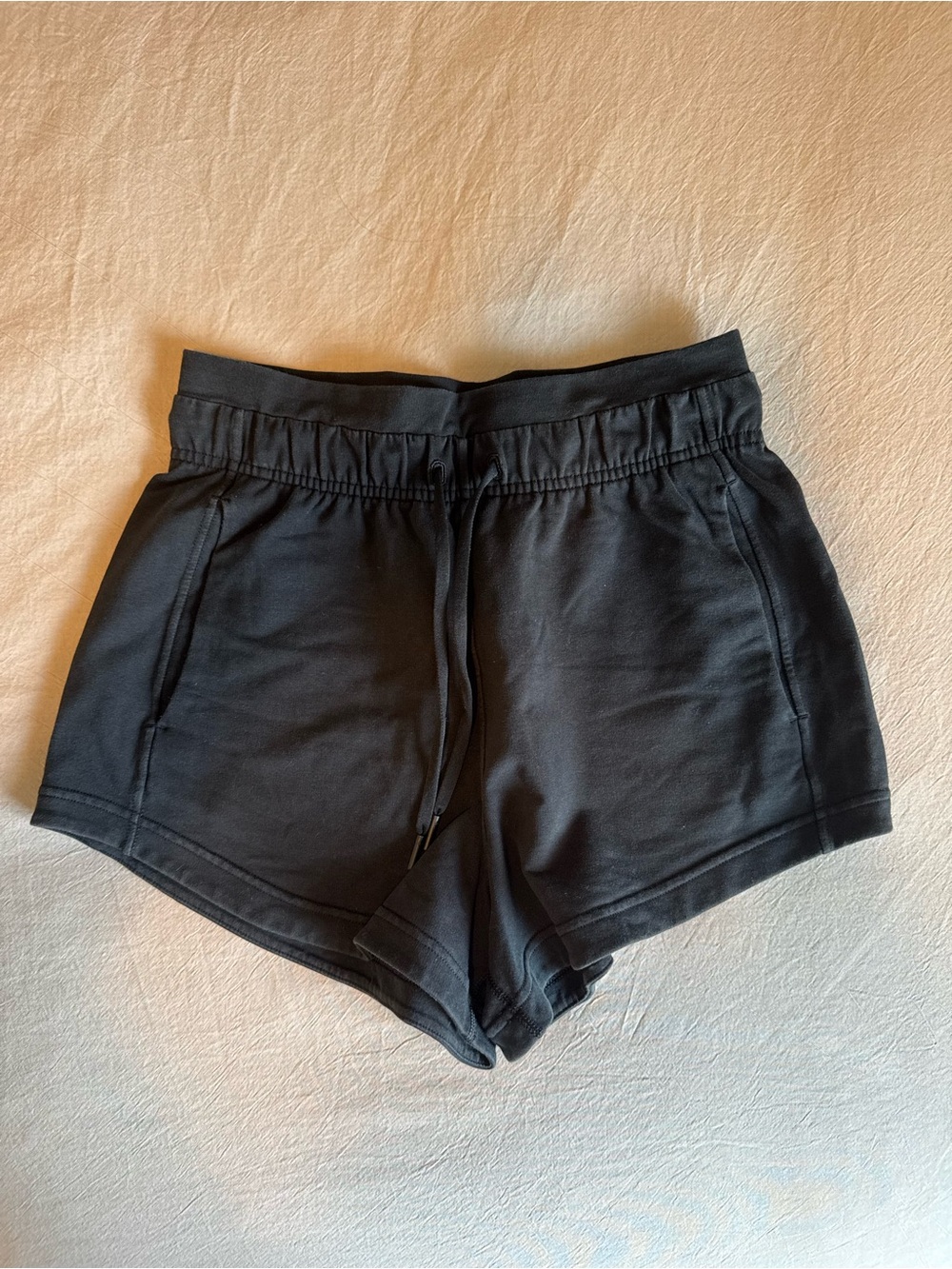 lululemon Inner Glow HR Shorts 3” black